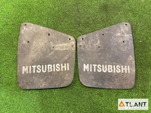 Брызговик задний mitsubishi pajero junior