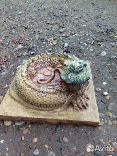 Продам статуэтку старинную каменная