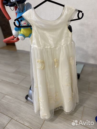 Продаются платья