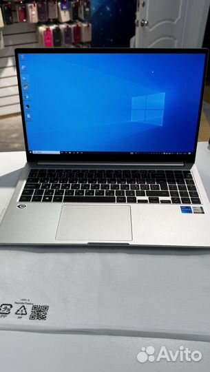 Samsung Galaxy Book 3 core i5-1335U 16/512 новый
