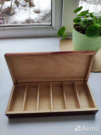 Деревянная шкатулка для украшений