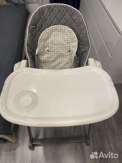 Стульчик для кормления Happy Baby