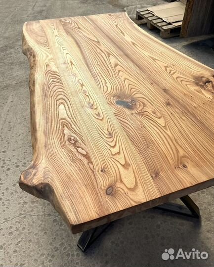 Стол обеденный лофт