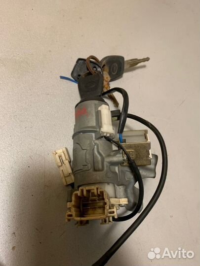 Замок зажигания Chery Fora A21