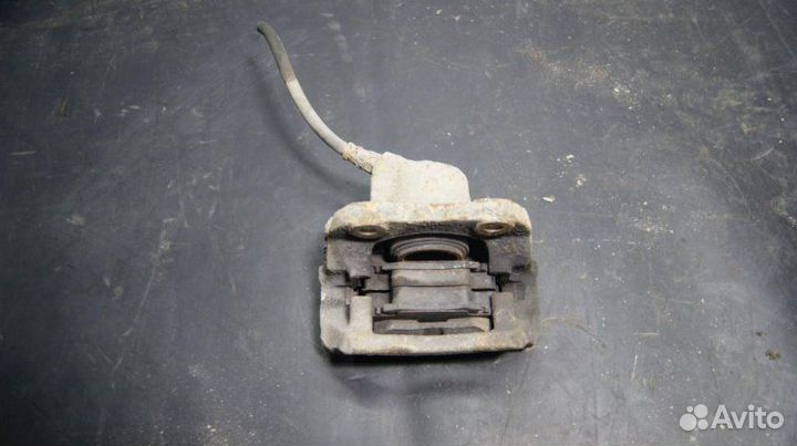 Суппорт передний левый Renault Logan 1 1.4 K7JA710