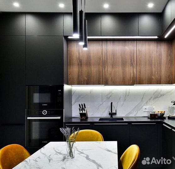 Кухня в потолок на заказ