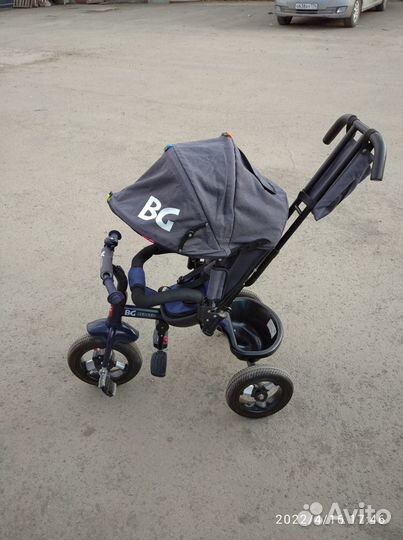 Трех колесный велосипед - коляска