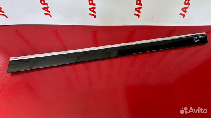 Молдинг двери передний правый Audi A6 C6 2.8 ccea