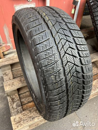 Pirelli Winter Sottozero 3 245/40 R19