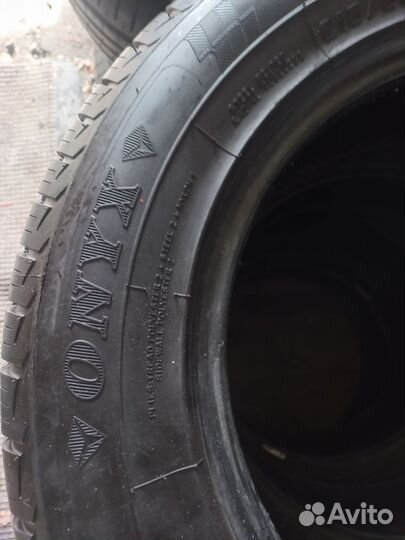 ONYX NY-HT187 215/65 R16