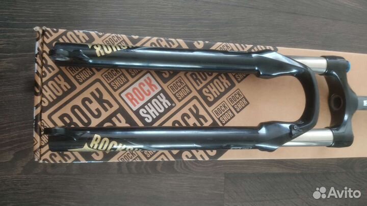 Вилка RockShox Recon 29