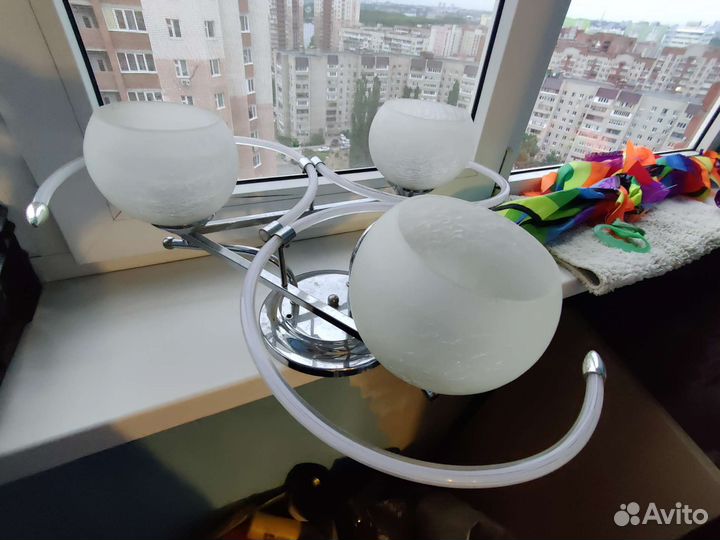 Люстра потолочная бу