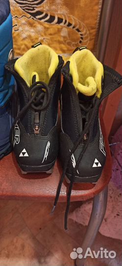 Лыжные ботинки