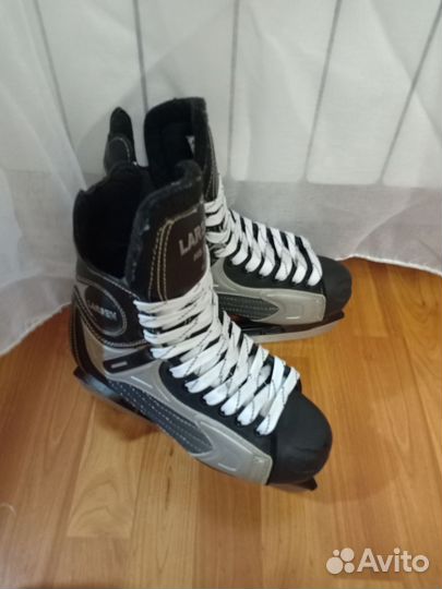 Коньки мужские хоккейные larsen 40 размер