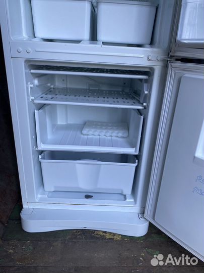 Холодильник бу