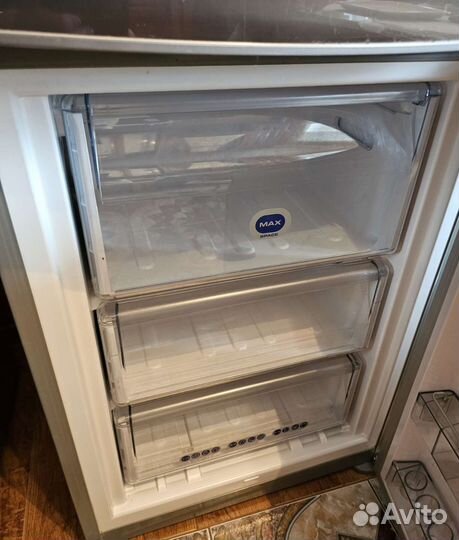 Холодильник Whirpool ARC7518 IX