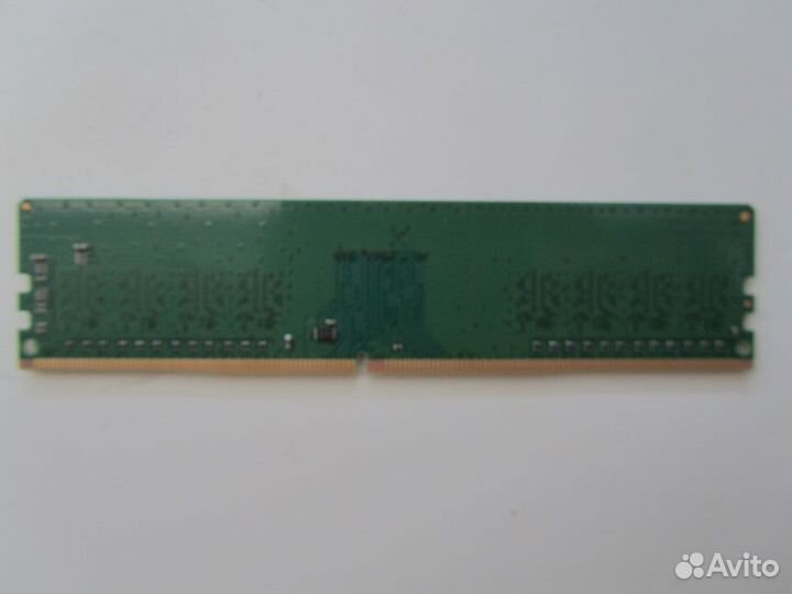 Оперативная память DDR4 Crucial 4GB - 2400MHz