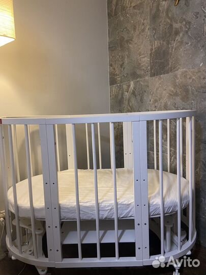 Кроватка овальная