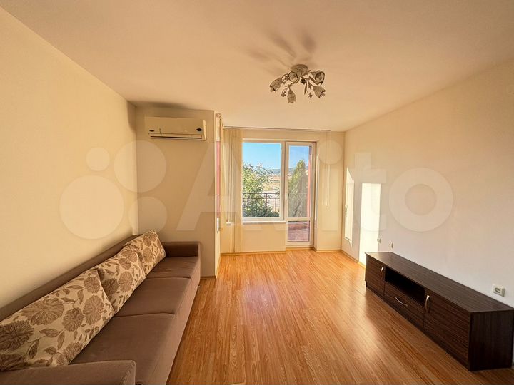 2-к. квартира, 64 м² (Болгария)