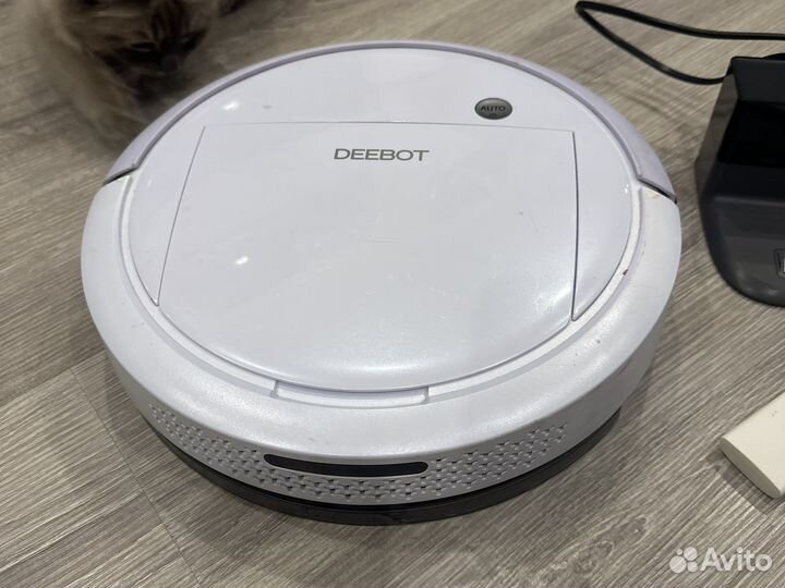 Робот пылесос deebot m88