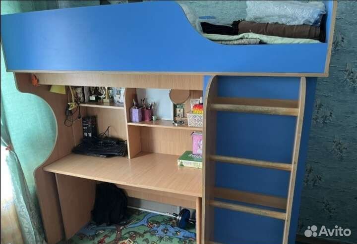 Детская двухярусная кровать бу