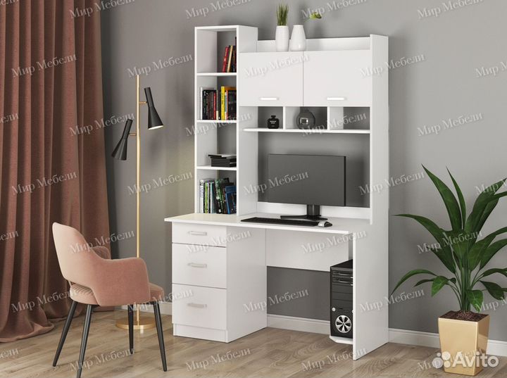 Компьютерный стол белый