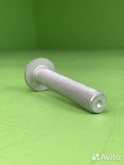 Болт M14x1,5x80 тормозного диска \MB Actros/Axor 01017200A