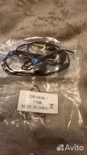 Гарнитура Sony Ericsson HPM-70 наушники