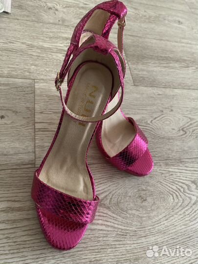 Туфли женские новые