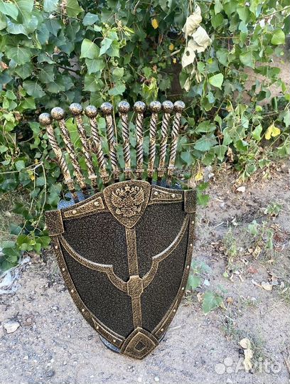 Подставка под шампуры