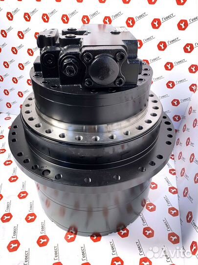 Редуктор хода с гидромотором case CX240BLR