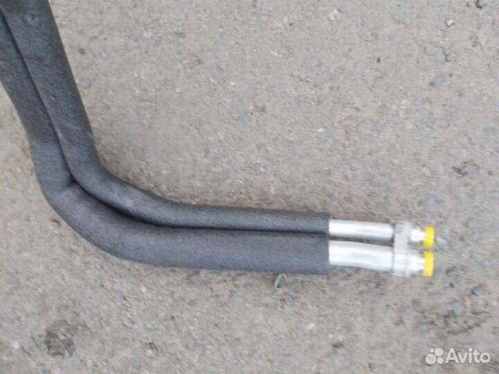 Трубка кондиционера Mercedes S 500 4Matic W221 273