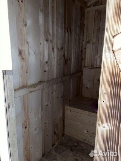 Дачный туалет деревянный