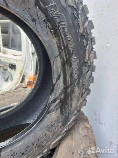 Bfgoodrich Mud-Terrain T/A KM3 265/70 R17 118Q