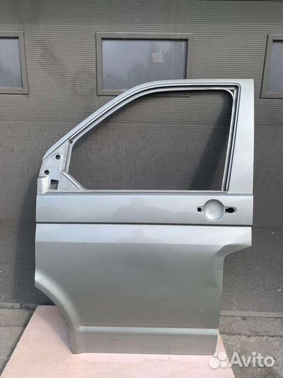 Дверь передняя левая Volkswagen Transporter T5
