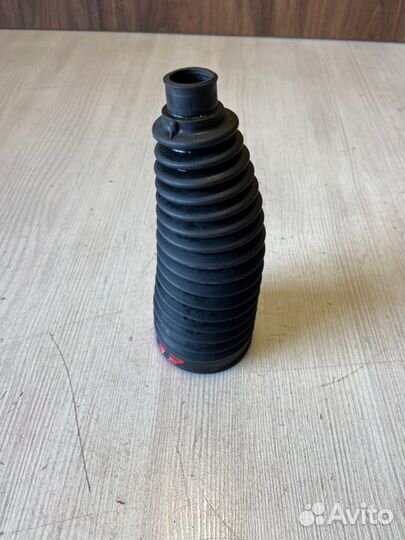 Пыльник рулевой рейки Toyota Corolla 180 1zrfe