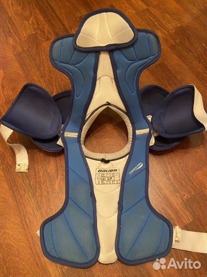 Нагрудник хоккейный jr s