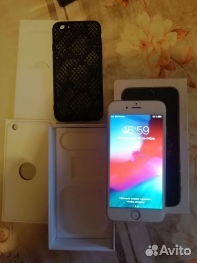 Телефон iPhone 6