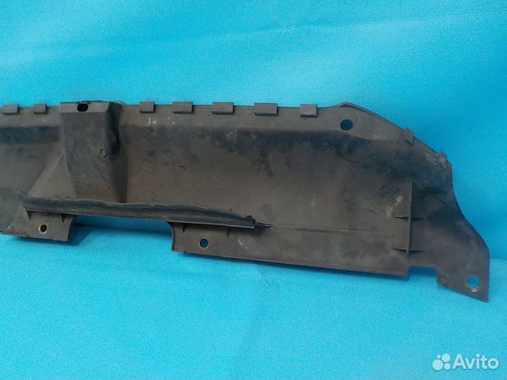 Накладка замка капота Audi A4 (B8) 2007-2015