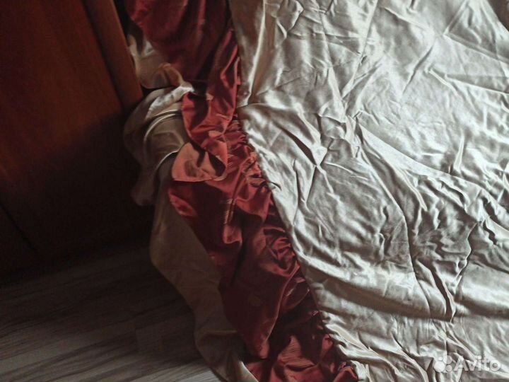 Шторы и покрывало