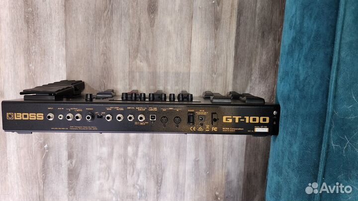 Процессор гитарный Boss GT-100