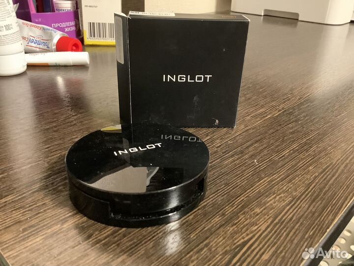 Пудра компактная