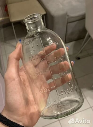 Бутылка стеклянная для физрастворов мерная