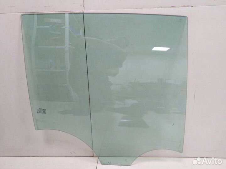 Стекло двери задней правой Renault Megane 2 2002-2