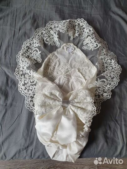 Уголок и бант на выписку лето