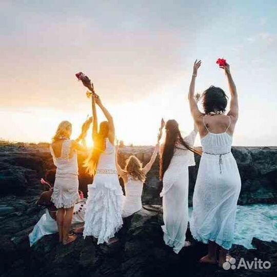 Женские круги на природе