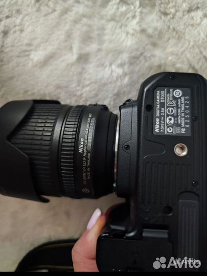 Зеркальный фотоаппарат Nikon D7000