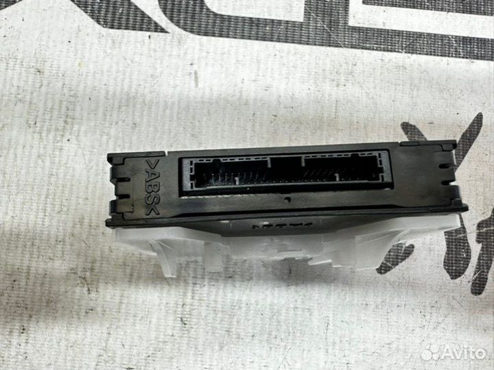 Блок управления парктроником Toyota Rav4 50 2020