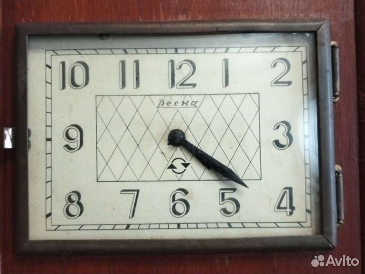 Часы настольные СССР Весна