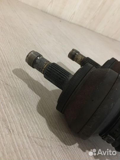 Привод задний Mercedes Benz E280 W211 M272.943